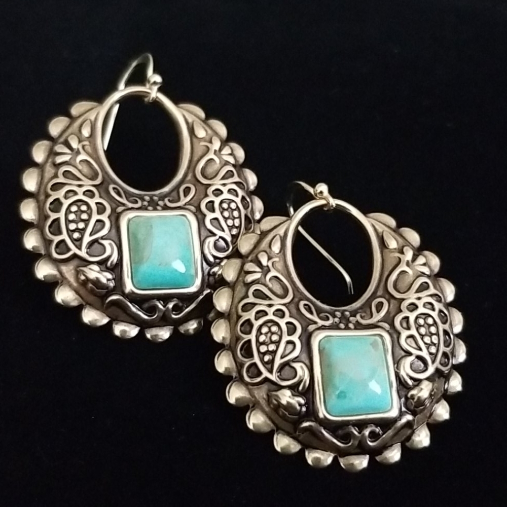 Earrings - Picture 2 of 2